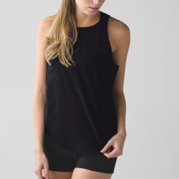 Lululemon Water: Sun Runner Tank - Picture 1 of 8